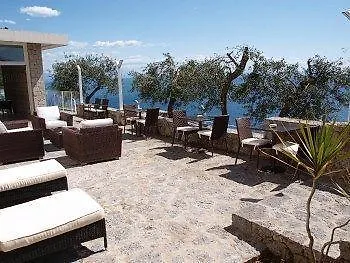 Santa Maria - Luxury Sea View Hotel 2*