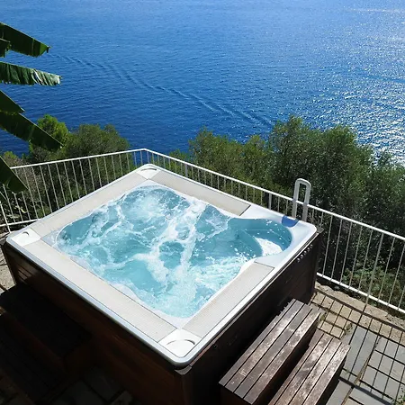 Hotel Santa Maria - Luxury Sea View 2*