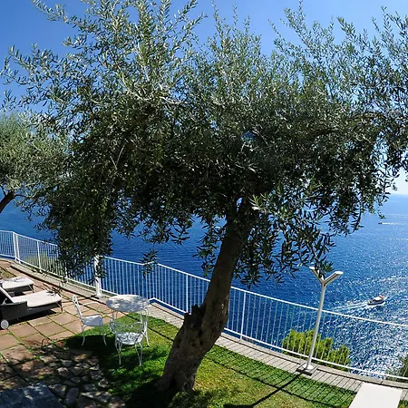 Santa Maria - Luxury Sea View 2*